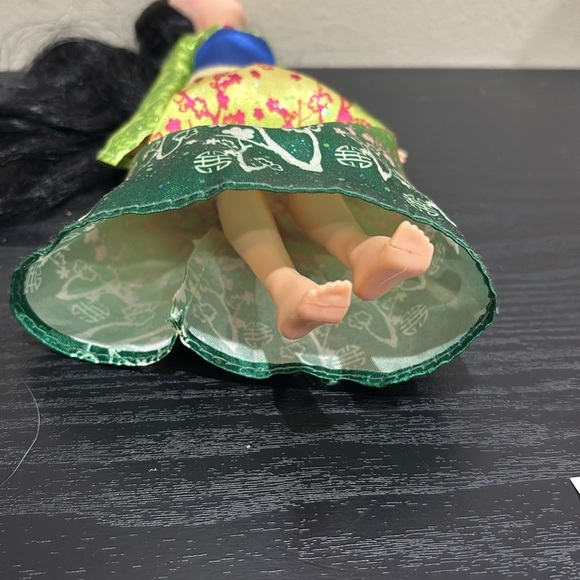 Princess Mulan Doll with Floral Dress - Picture 3 of 4